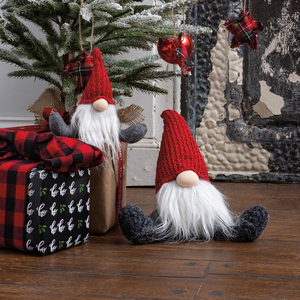 Sitting Gnomes Sitter