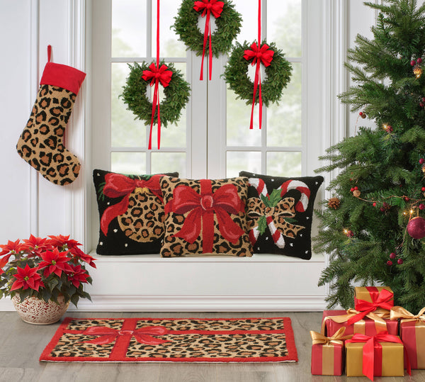 Leopard Ornament Hook Pillow