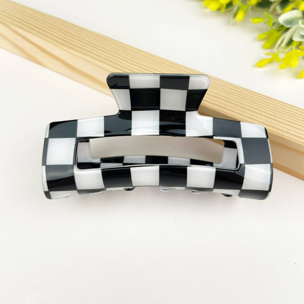 Checkerboard retro hair claw clip: Black white