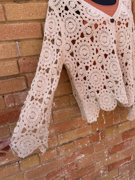 CROCHET CIRCLE CARDIGAN