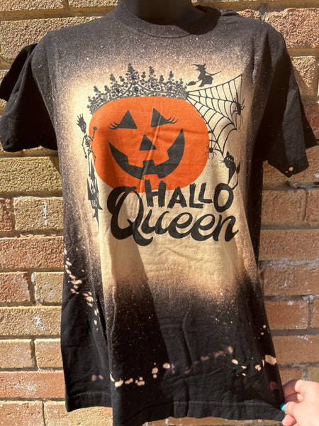 HALLOW QUEEN TEE
