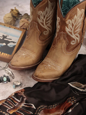 WHITE EMBROIDERY TAN J-TOE ANKLE BOOT WITH ZIPPER