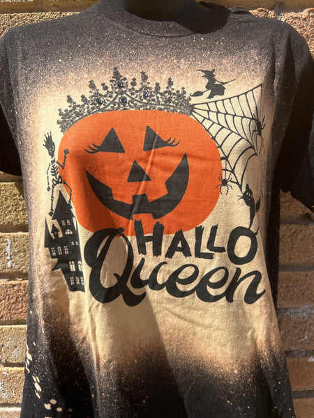 HALLOW QUEEN TEE