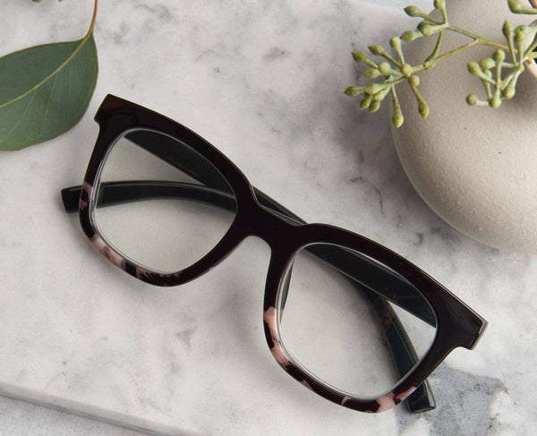 To the Max (Blue Light): Black/Black Marble / 1.50