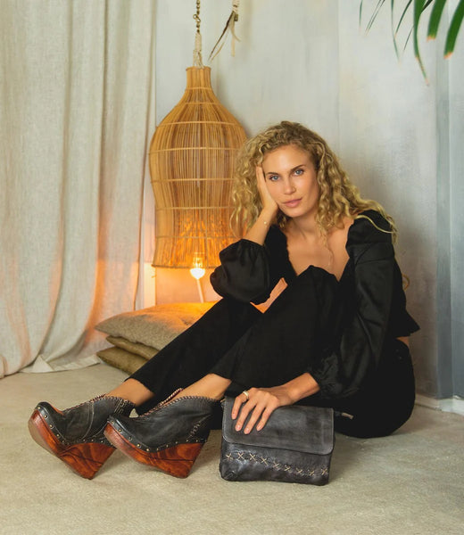 Cleo Crossbody Black Icicle Rustic
