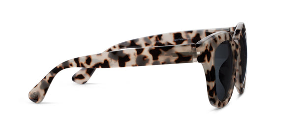 Peepers - Center Stage (Sunglasses): Blue Quartz / Reading / 1.50