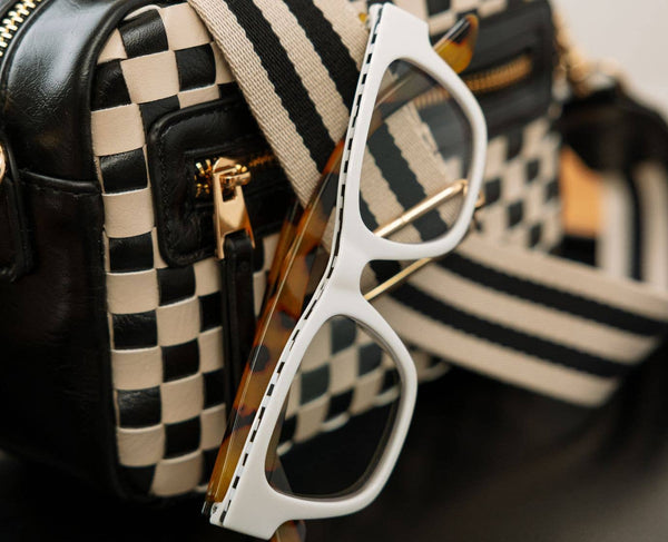 Bernadette (Blue Light): White/Tokyo Tortoise / 1.25