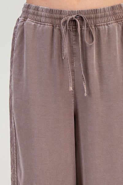 MINERAL WASHED SOFT TWILL WIDE LEG PANTS