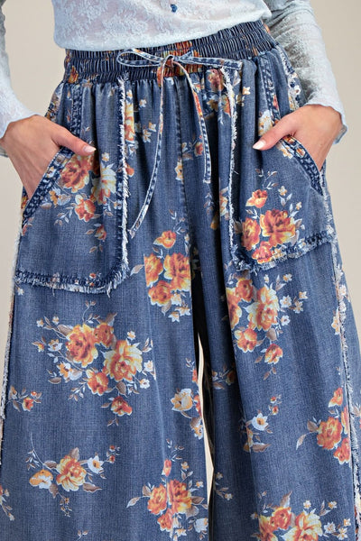 FLORAL PRINT WASHED CHAMBRAY PANTS