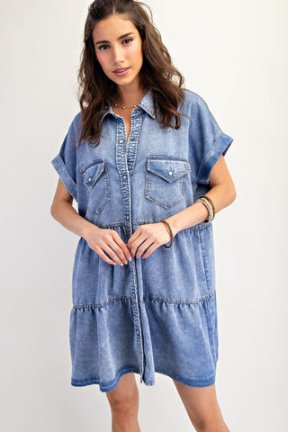 BUTTON DOWN TIERED & WASHED DENIM DRESS