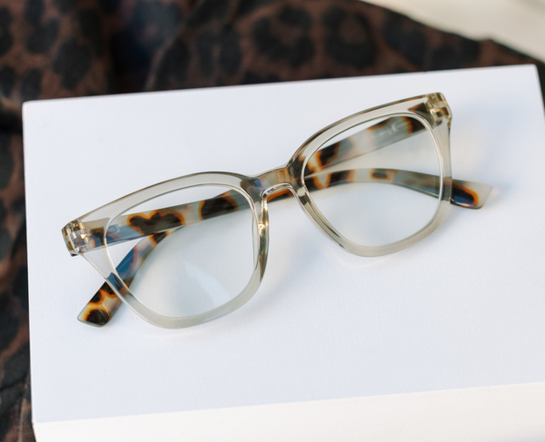 Peepers - Lenora (Blue Light): Fog/Chai Tortoise / Reading / 3.00