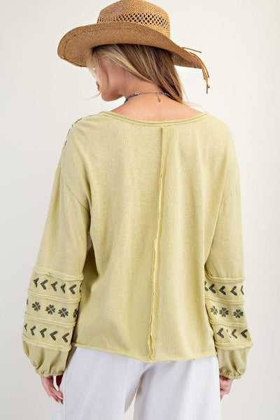 EMBROIDERED COTTON KNIT TOP( 2 COLORS)