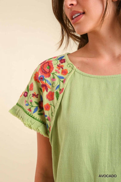 Embroidery Round Neck Short Sleeve Linen Top