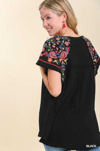 Embroidery Round Neck Short Sleeve Linen Top