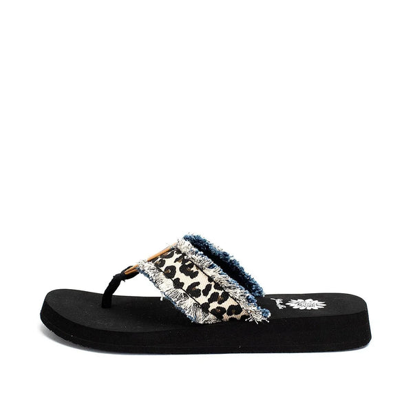 Fayth Cream Flip Flop