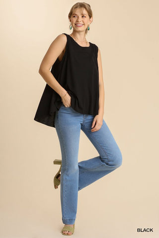 Ribbed Round Neck Sleeveless Top