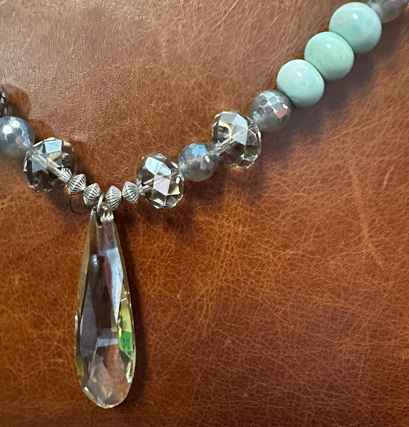 Crystal bling and soft green Adjustable necklace