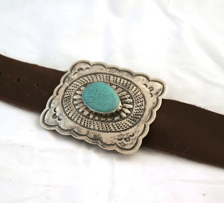 Scalloped Concho W/Turquoise Bracelet