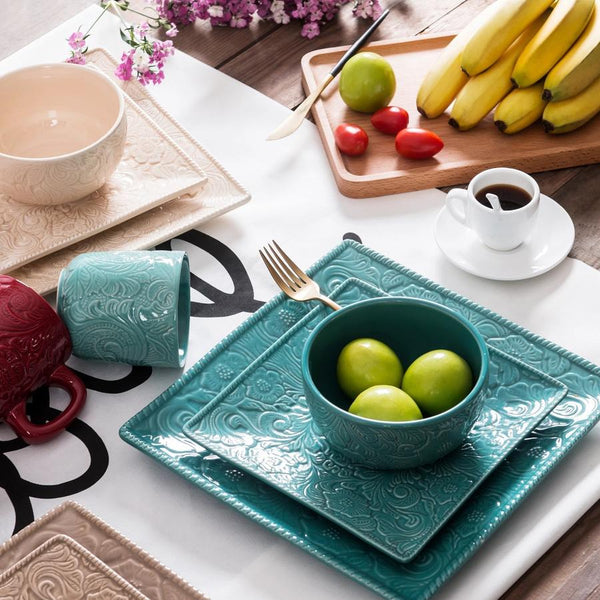 SAVANNAH 16-PC DINNERWARE SET, TURQUOISE & RED